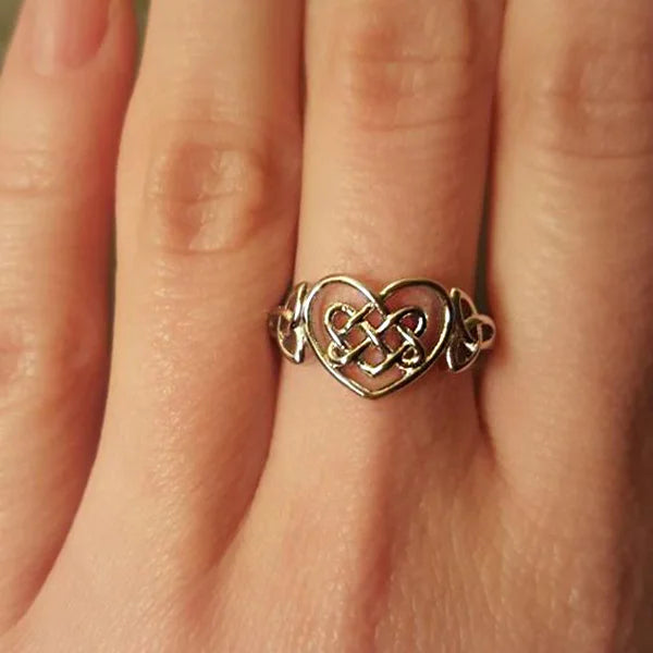 Classic Celtic Heart Knot Ring – White-Gold Color, Delicate Openwork